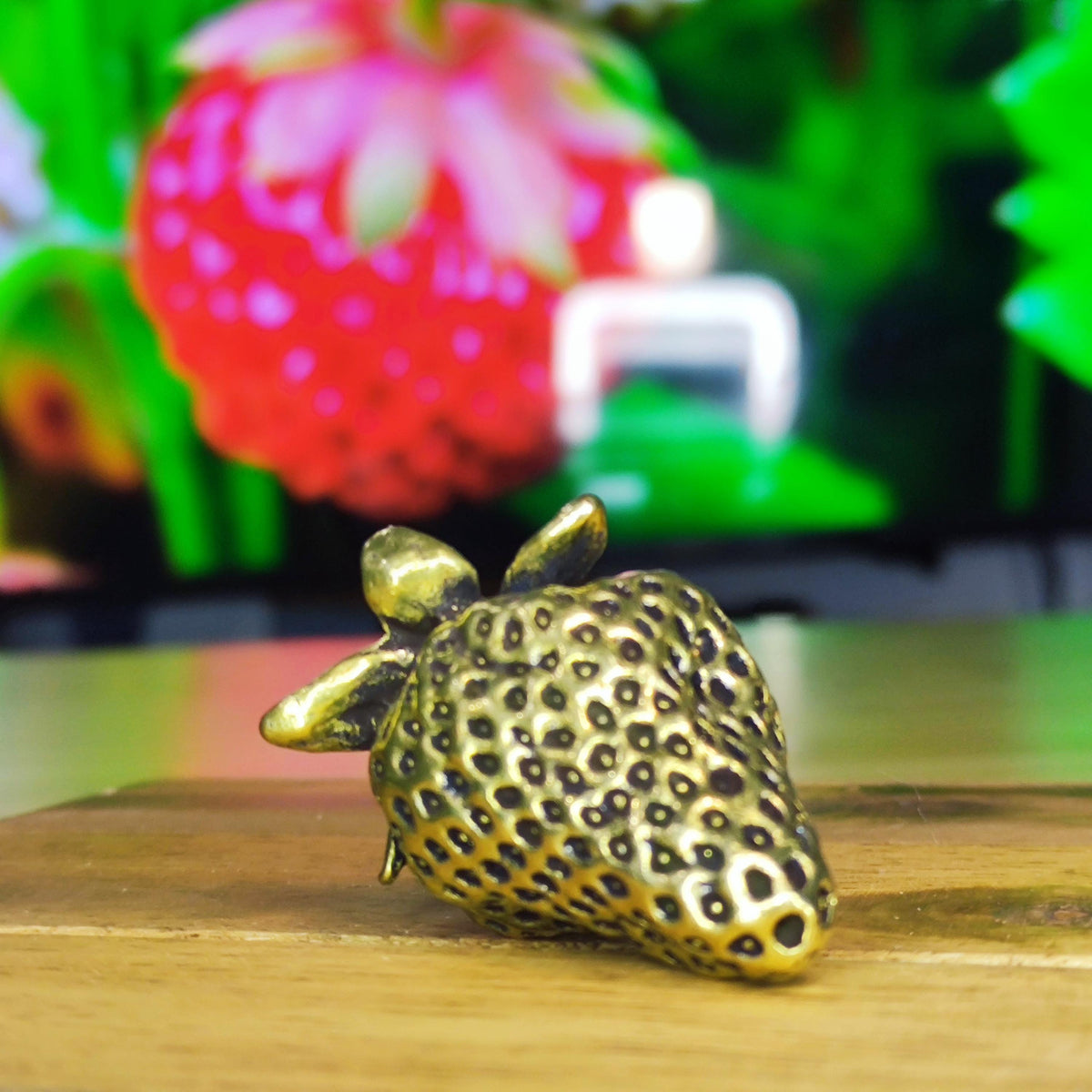 Brass Strawberry Figurine — Antique Miniature Sculpture and Ring for Desk, Shelf and Gift