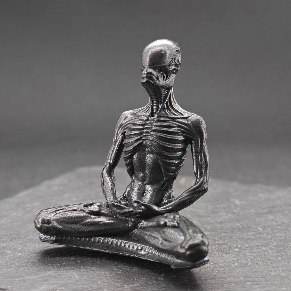 Brass Meditating Skeleton — Gothic Memento Mori Desk Sculpture for Dark Souls and Deep Thinkers
