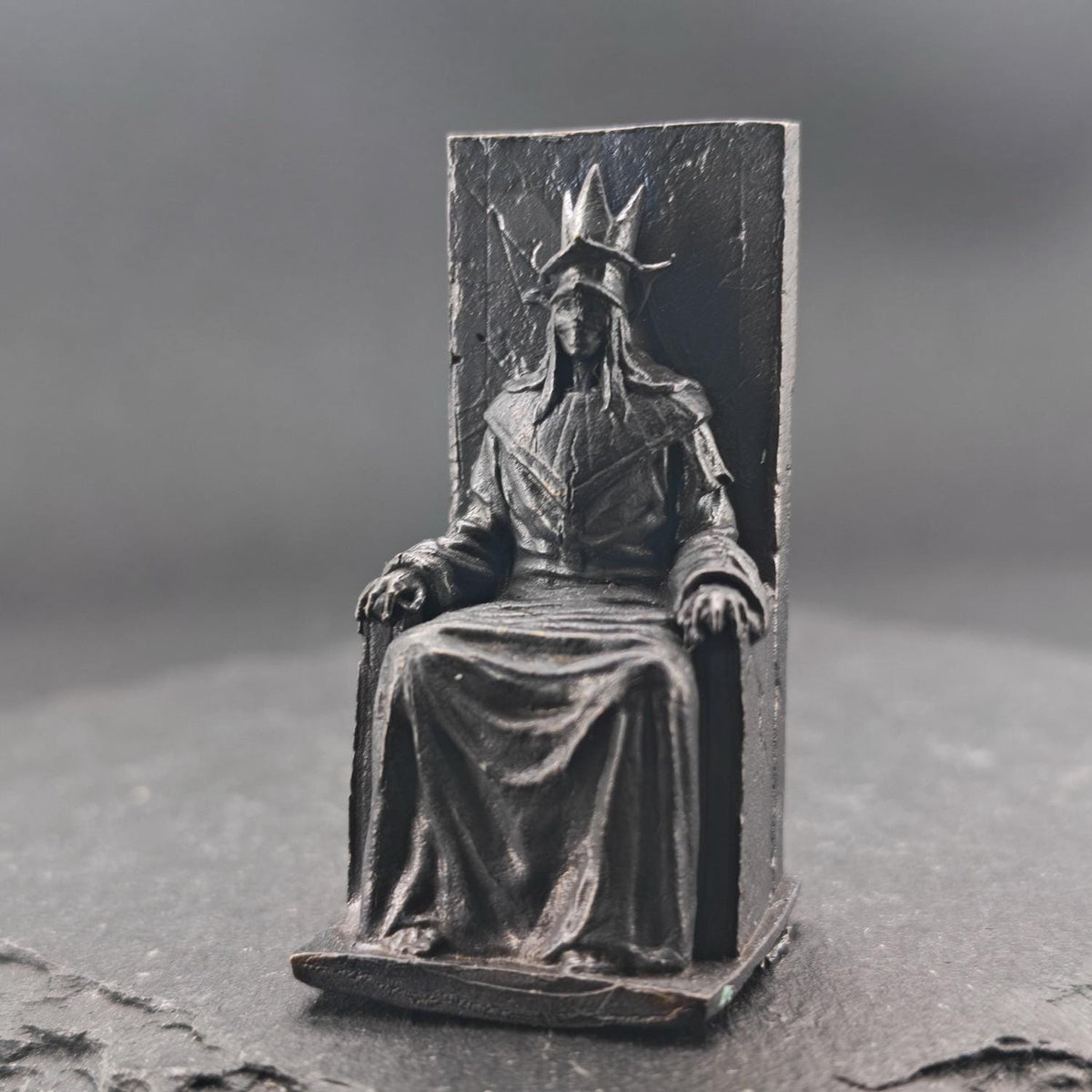 Brass Throne Figurine – Crowned Ruler, Handcrafted Dark Fantasy Collectible