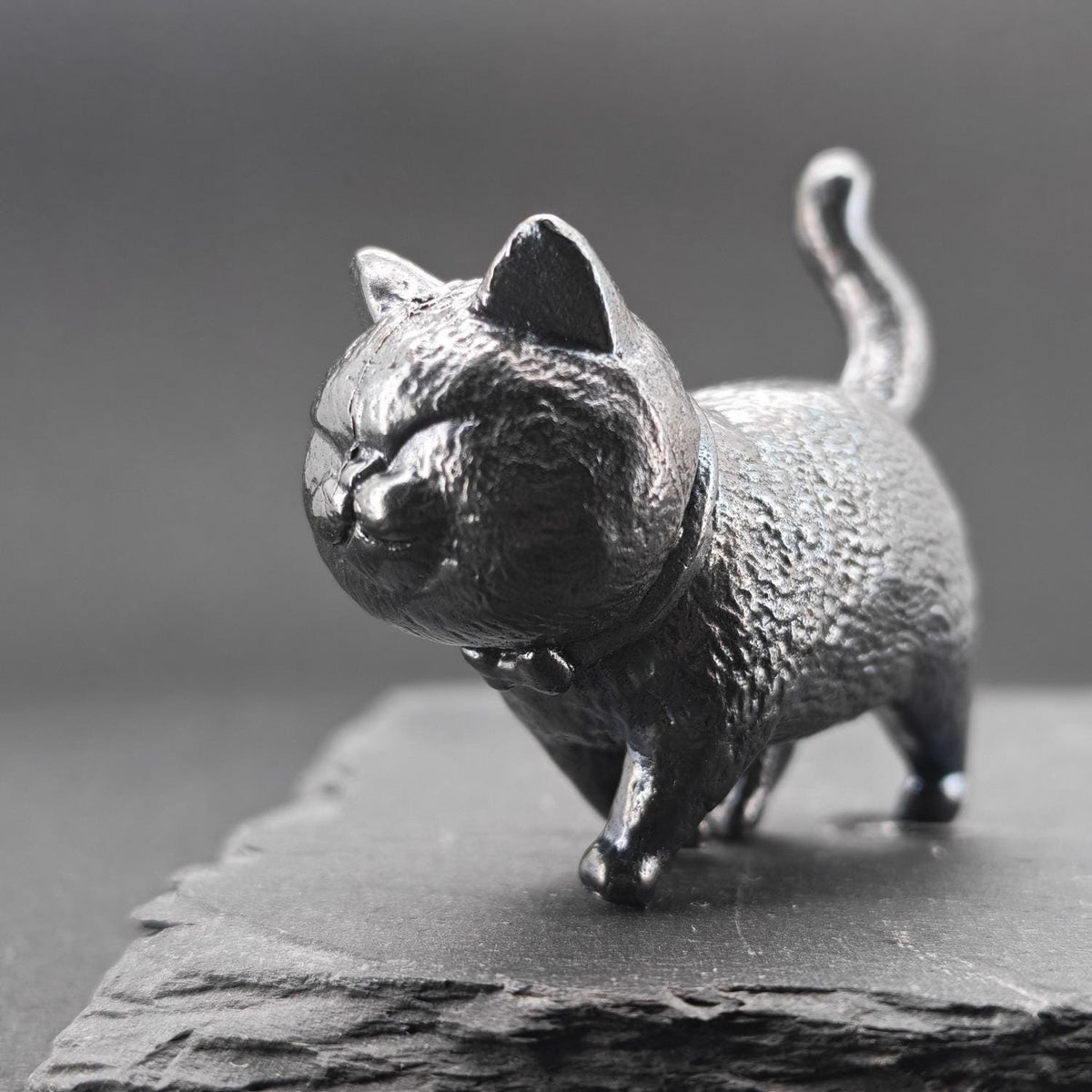 Brass Black Cat Figurine – Handcrafted Oxidised Walking Pose Collectible
