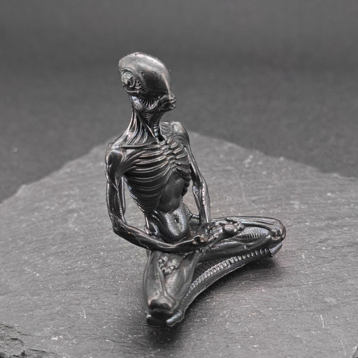Brass Meditating Skeleton — Gothic Memento Mori Desk Sculpture for Dark Souls and Deep Thinkers