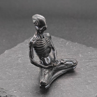 Brass Meditating Skeleton — Gothic Memento Mori Desk Sculpture for Dark Souls and Deep Thinkers