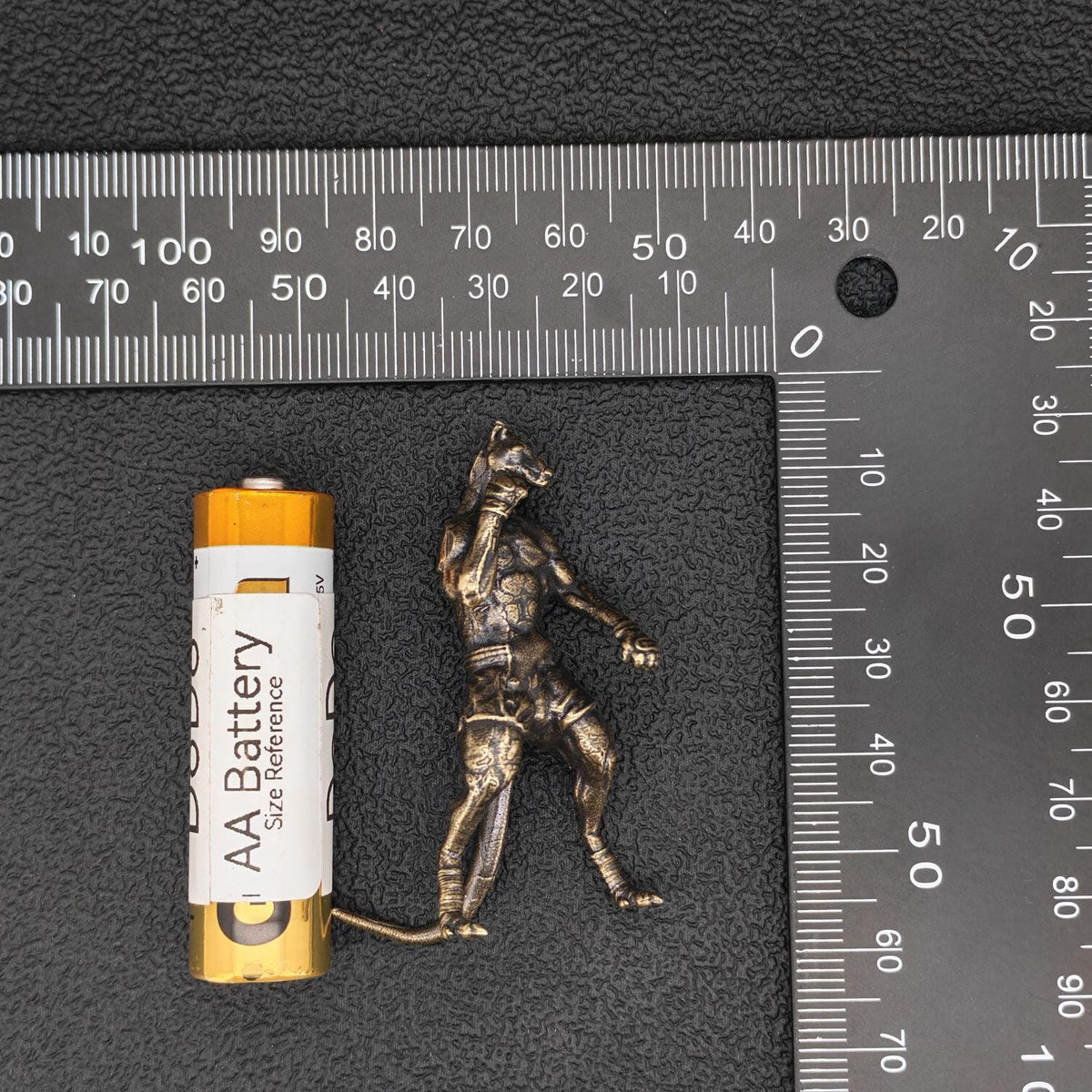 Brass Boxing Kangaroo Figurine — Fighter Stance Desk Sculpture for Combat Fans and Curious Collectors