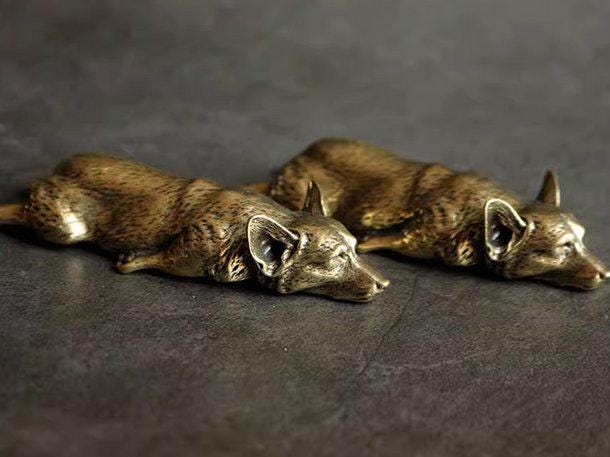 Brass Sleeping Corgi Figurine – Handcrafted Antique Finish Dog Collectible