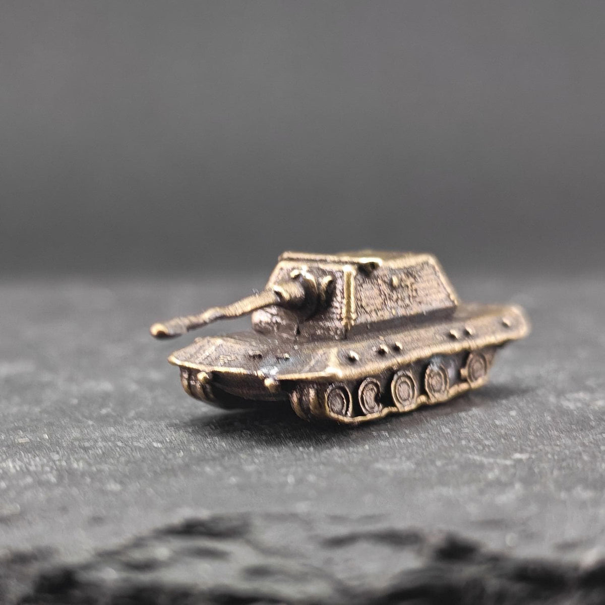 Brass Maus Super Heavy Tank — WWII German Miniature for Diorama and Collectors