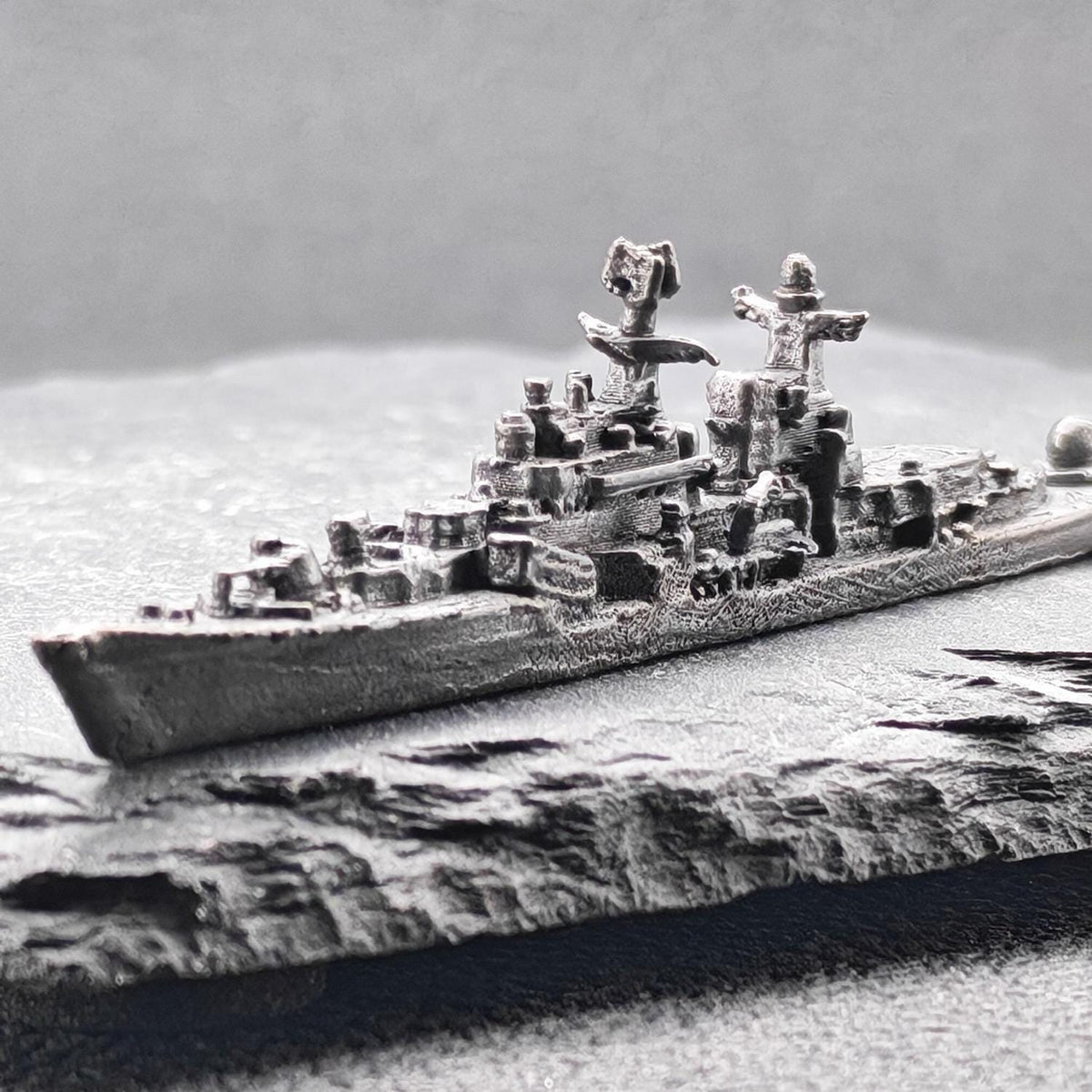 Soviet Nuclear Missile Cruiser Miniature – Cold War Naval Warship Scale Model Collectible