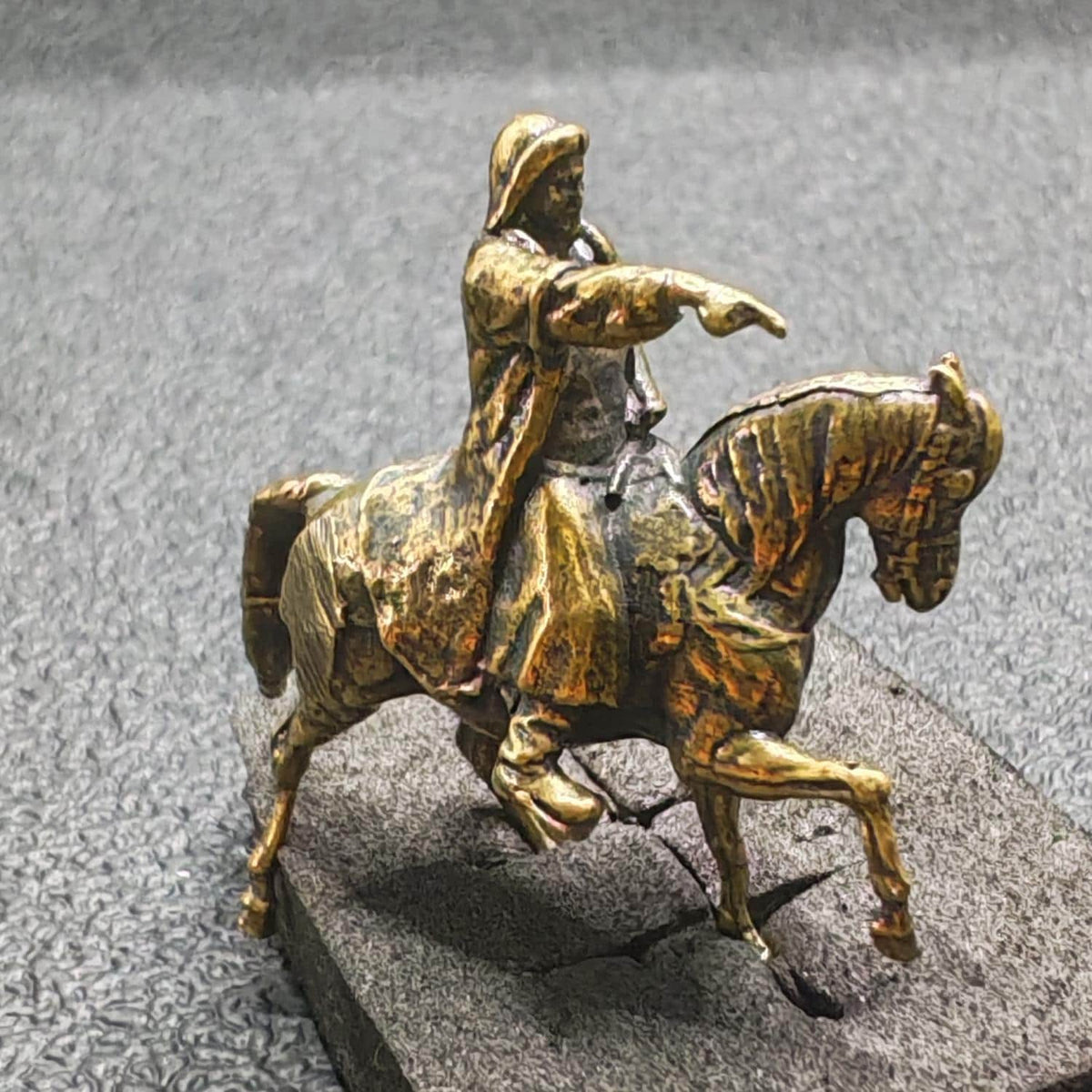 Galloping Cavalry Archer Brass Figurine – Handcrafted Nomadic Warrior Collectible