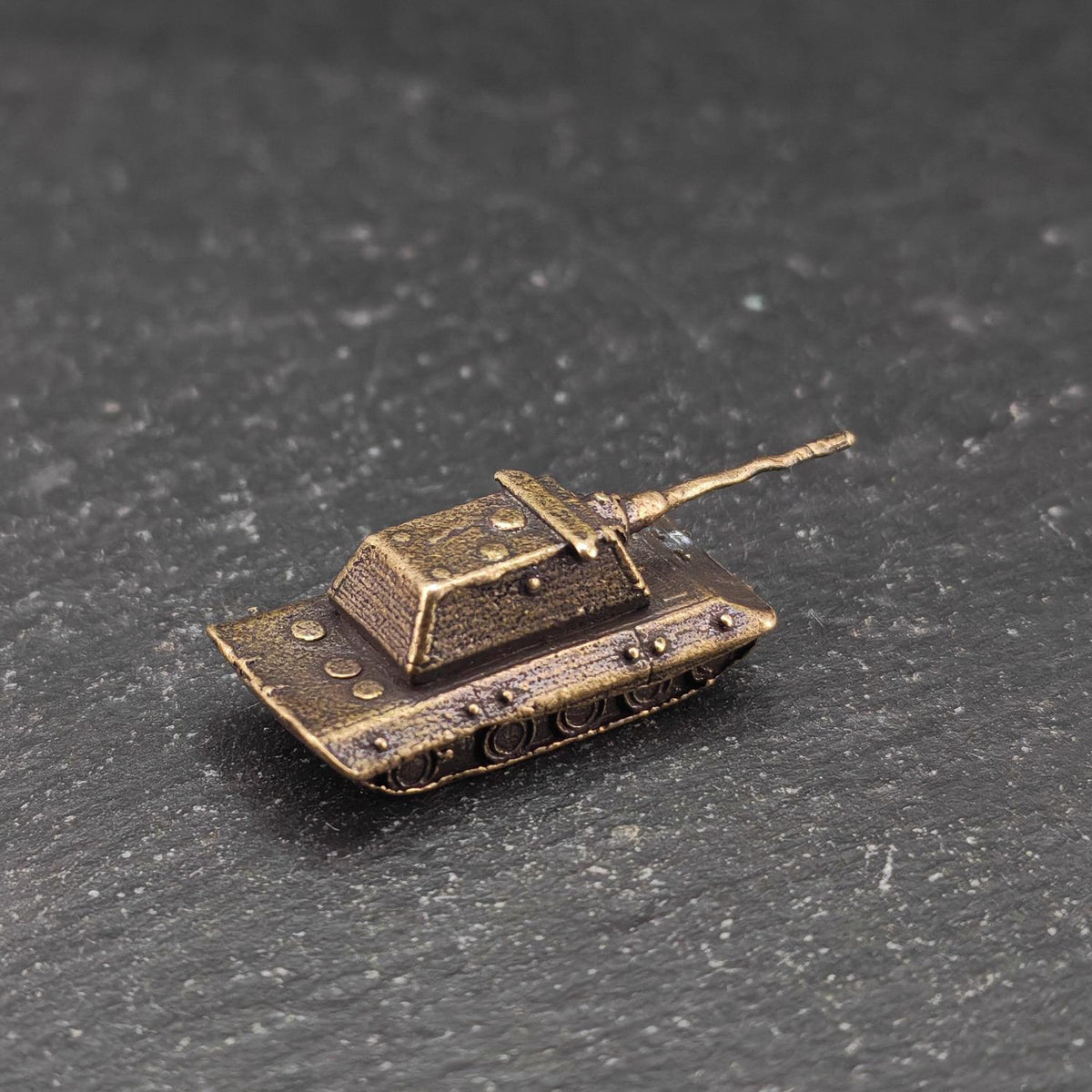 Brass Maus Super Heavy Tank — WWII German Miniature for Diorama and Collectors