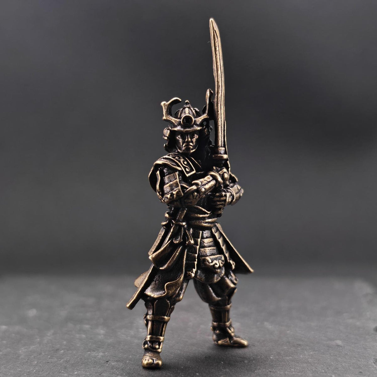 Brass Samurai Warrior Figurine – Handcrafted Desk Collectible
