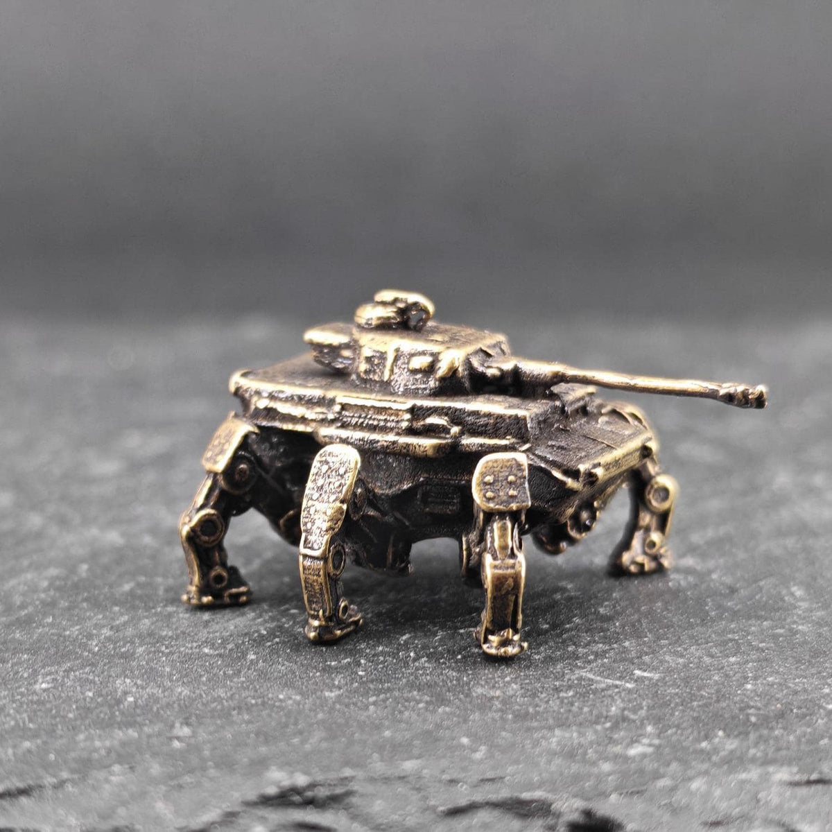 Six-Legged Spider Tank Brass Miniature – Sci-Fi Combat Vehicle Diorama Collectible