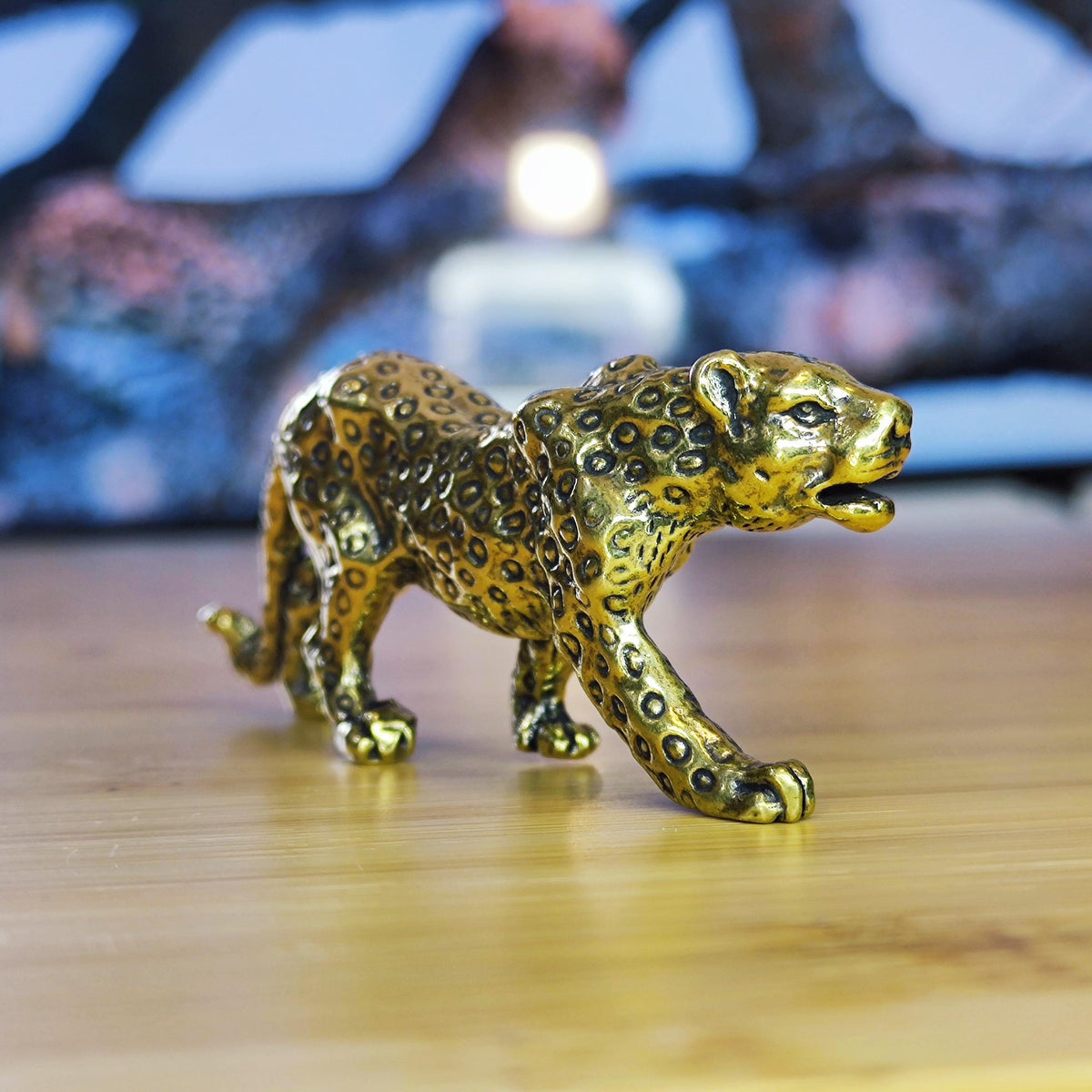 Brass Walking Leopard Figurine — Handcrafted Big Cat Sculpture for Desk and Shelf