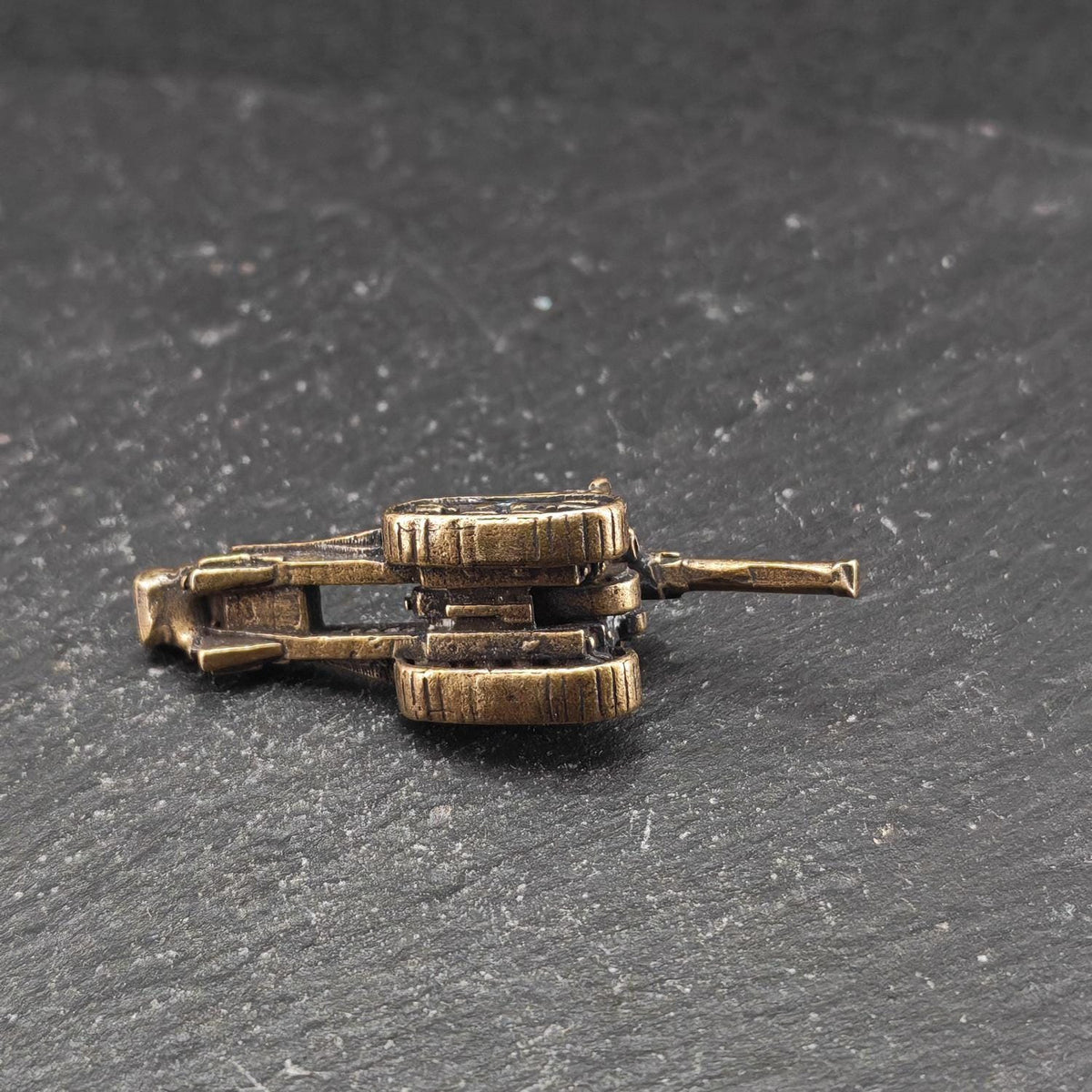 Brass Soviet Self-Propelled Artillery Miniature — Stalin’s Hammer WWII Micro Model for Diorama