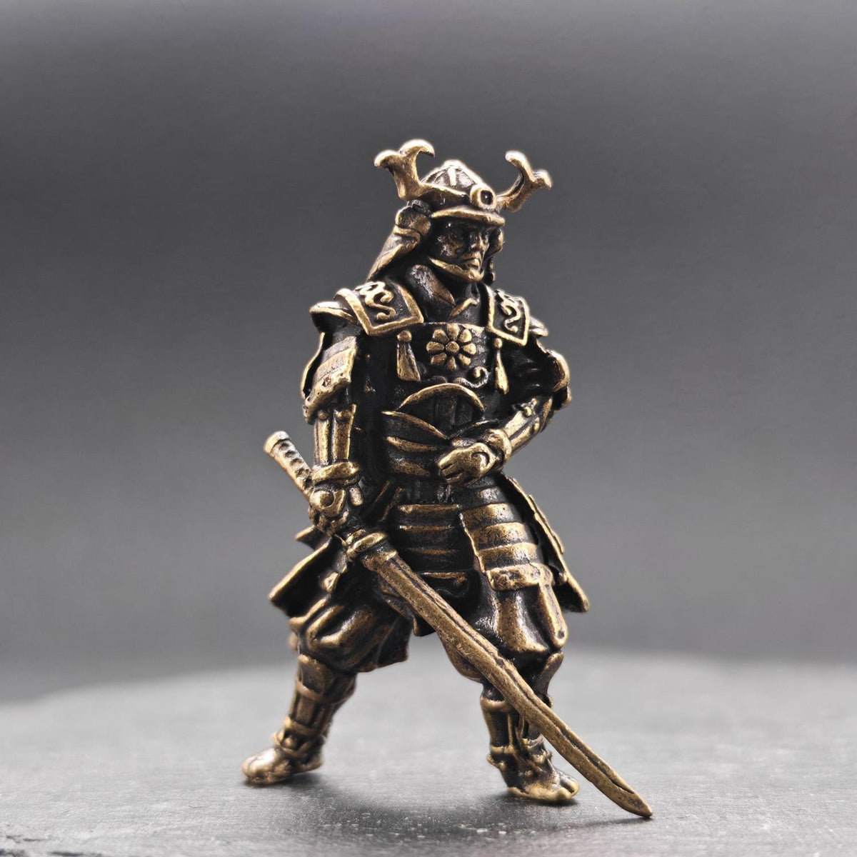 Armoured Samurai Brass Figurine – Handcrafted Japanese Warrior Collectible