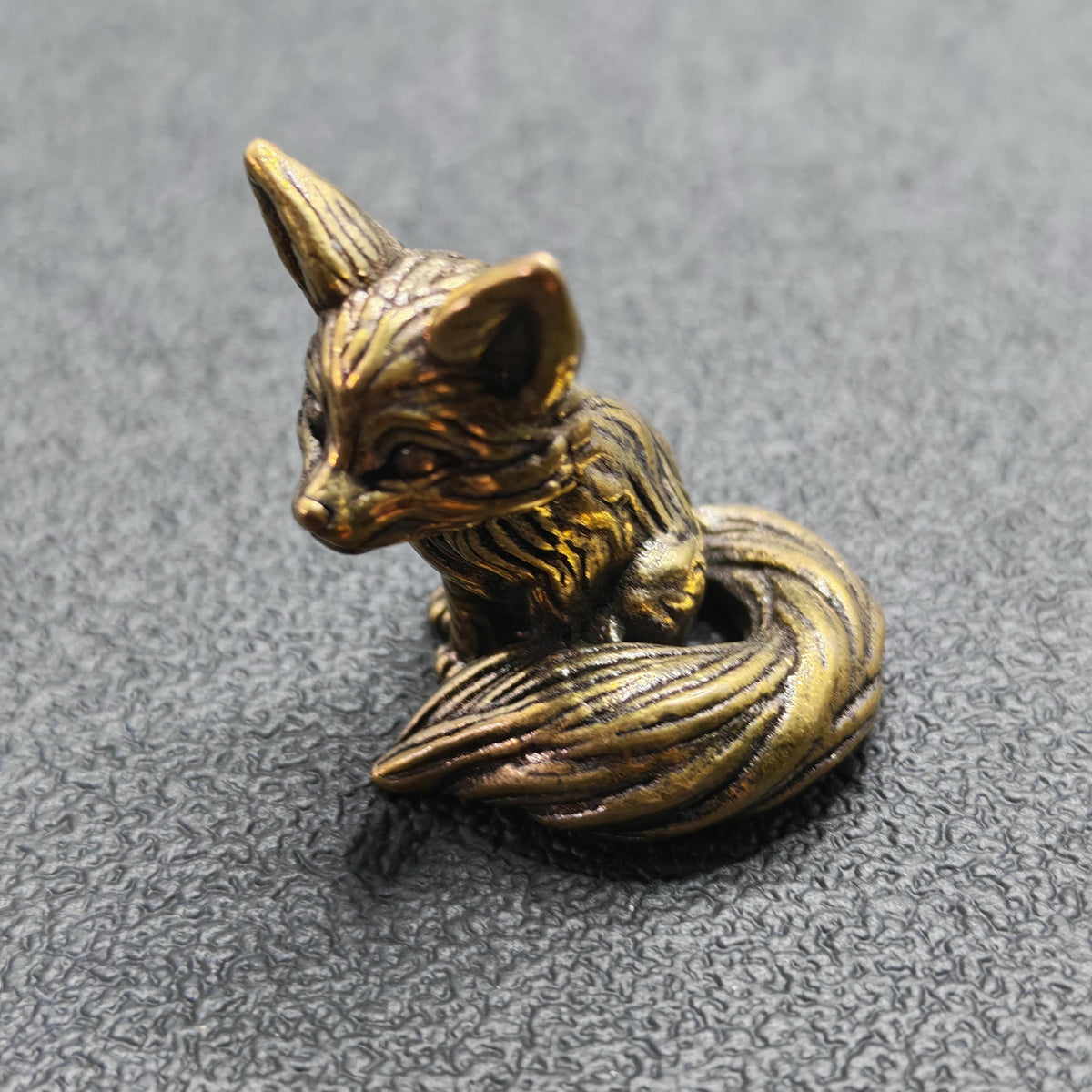 Sitting Fox Brass Figurine – Handcrafted Animal Miniature Collectible