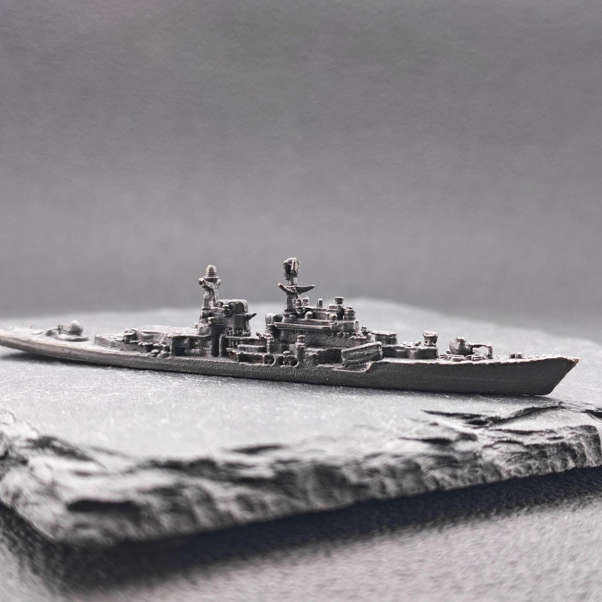 Soviet Nuclear Missile Cruiser Miniature – Cold War Naval Warship Scale Model Collectible