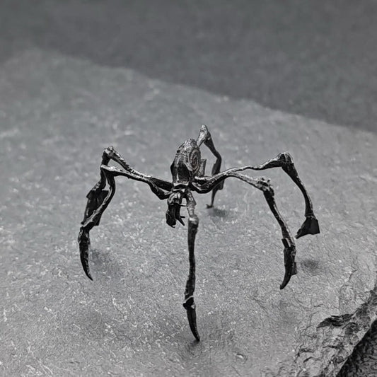 Miniature Brass Spider Figurine – Tiny Desk Sculpture & Collector Accent