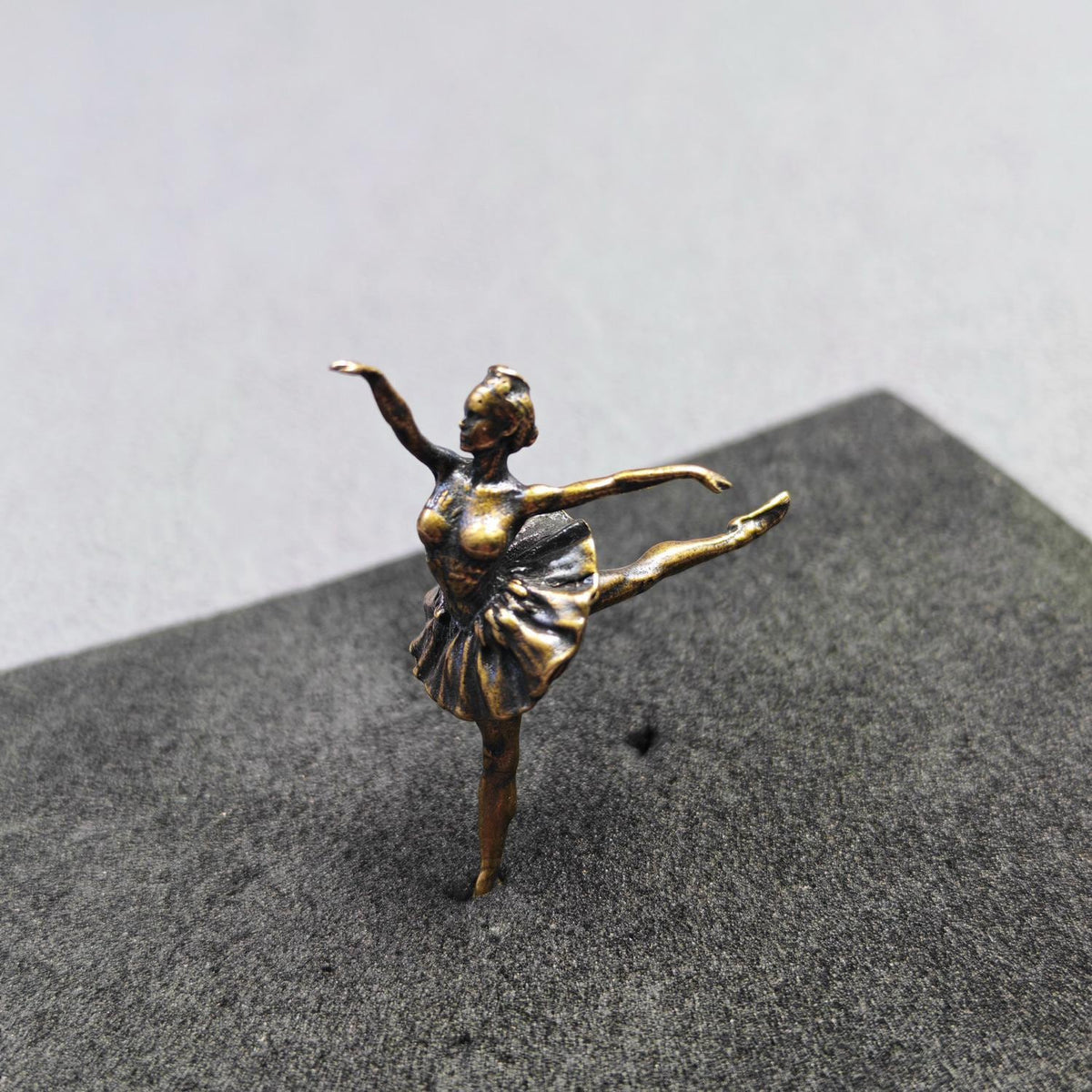 Brass Ballerina Figurine — Miniature Lost-Wax Cast Dance Sculpture for Ballet Lovers and Collectors