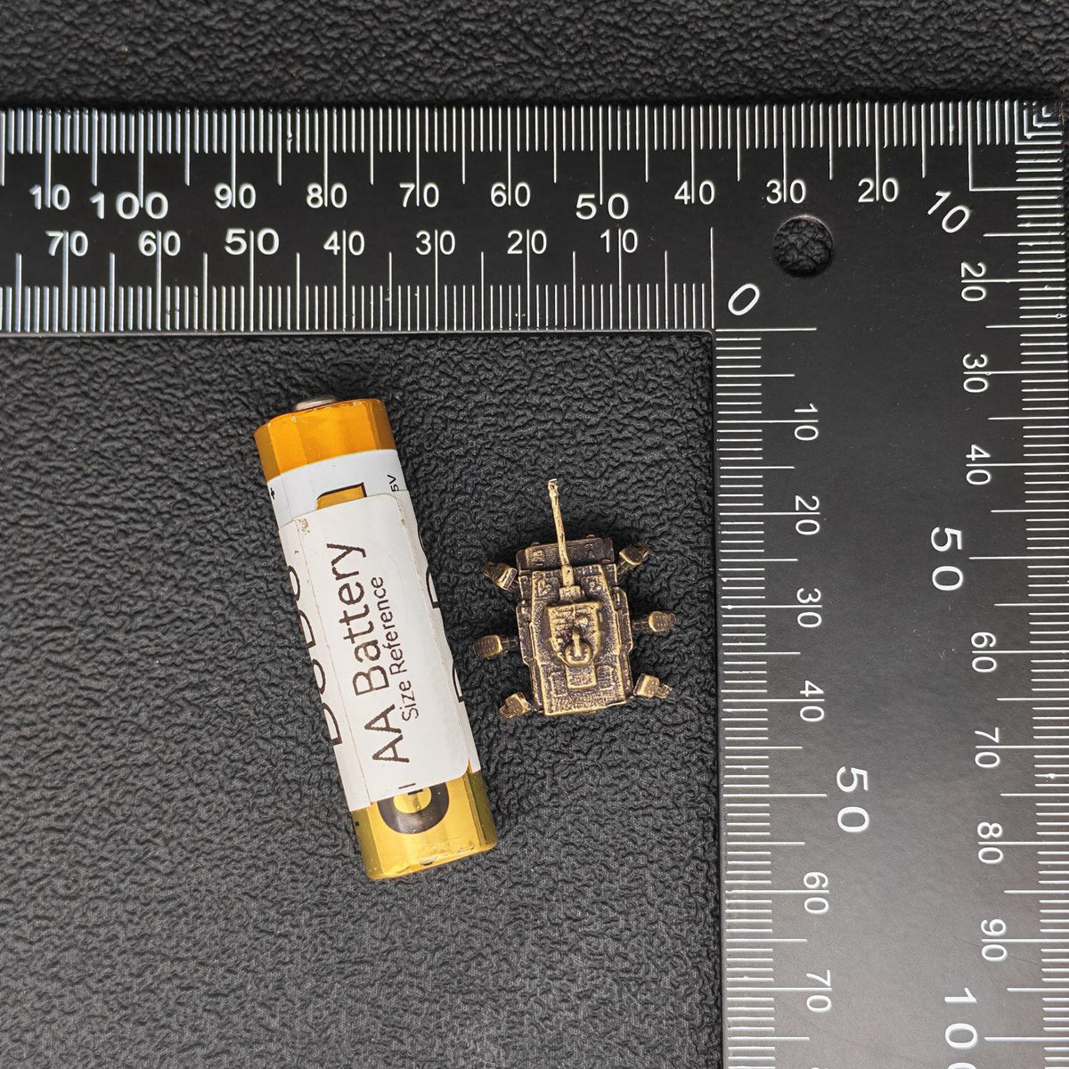 Six-Legged Spider Tank Brass Miniature – Sci-Fi Combat Vehicle Diorama Collectible