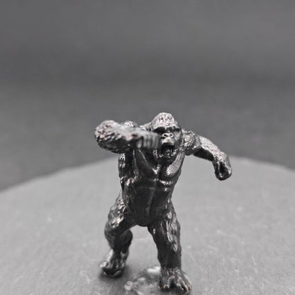 Brass Giant Gorilla Figurine — Oxidised Black Monster Desk Sculpture & Film Fan Collectible