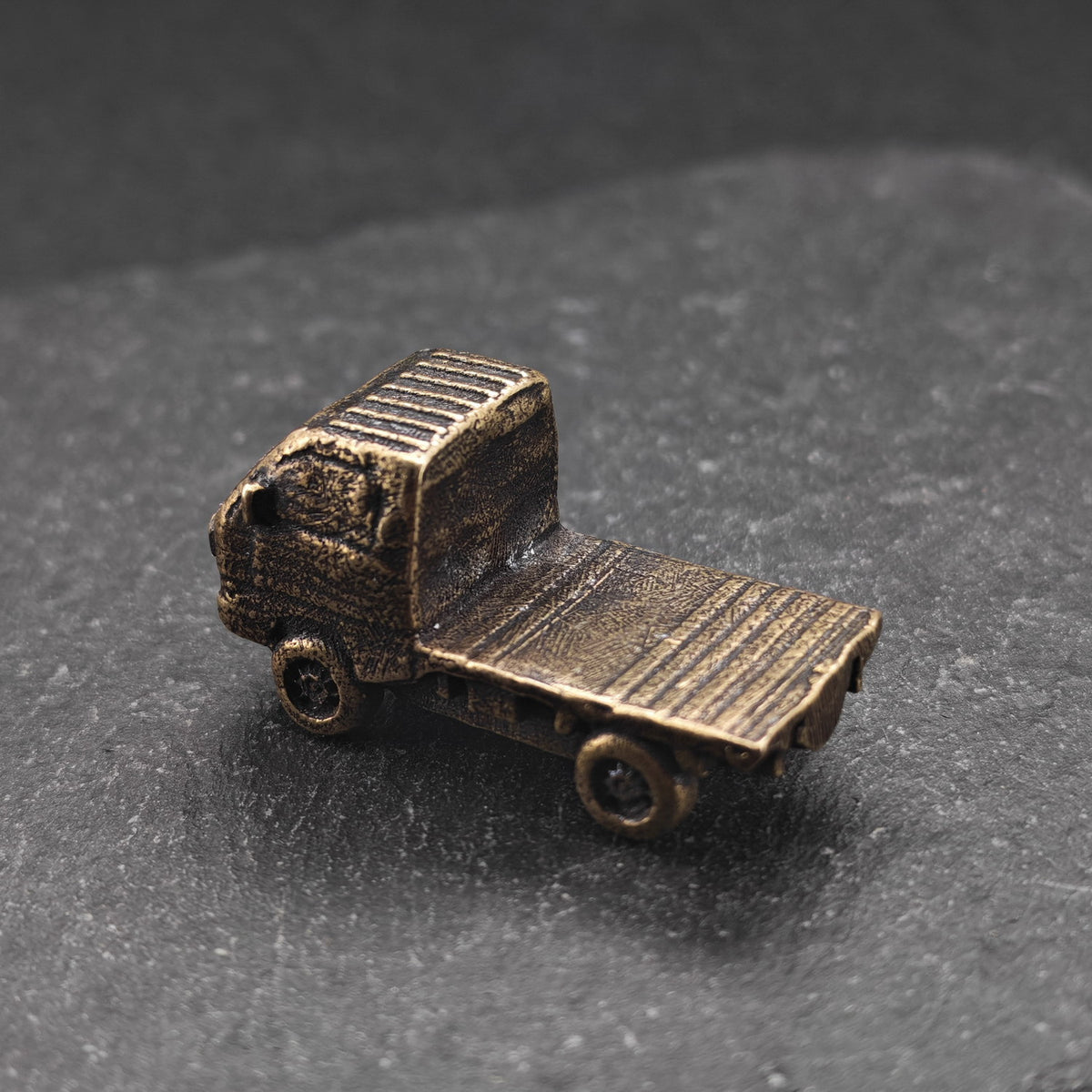Brass Wuling Hongguang Mini Truck – Diorama Collectible Miniature