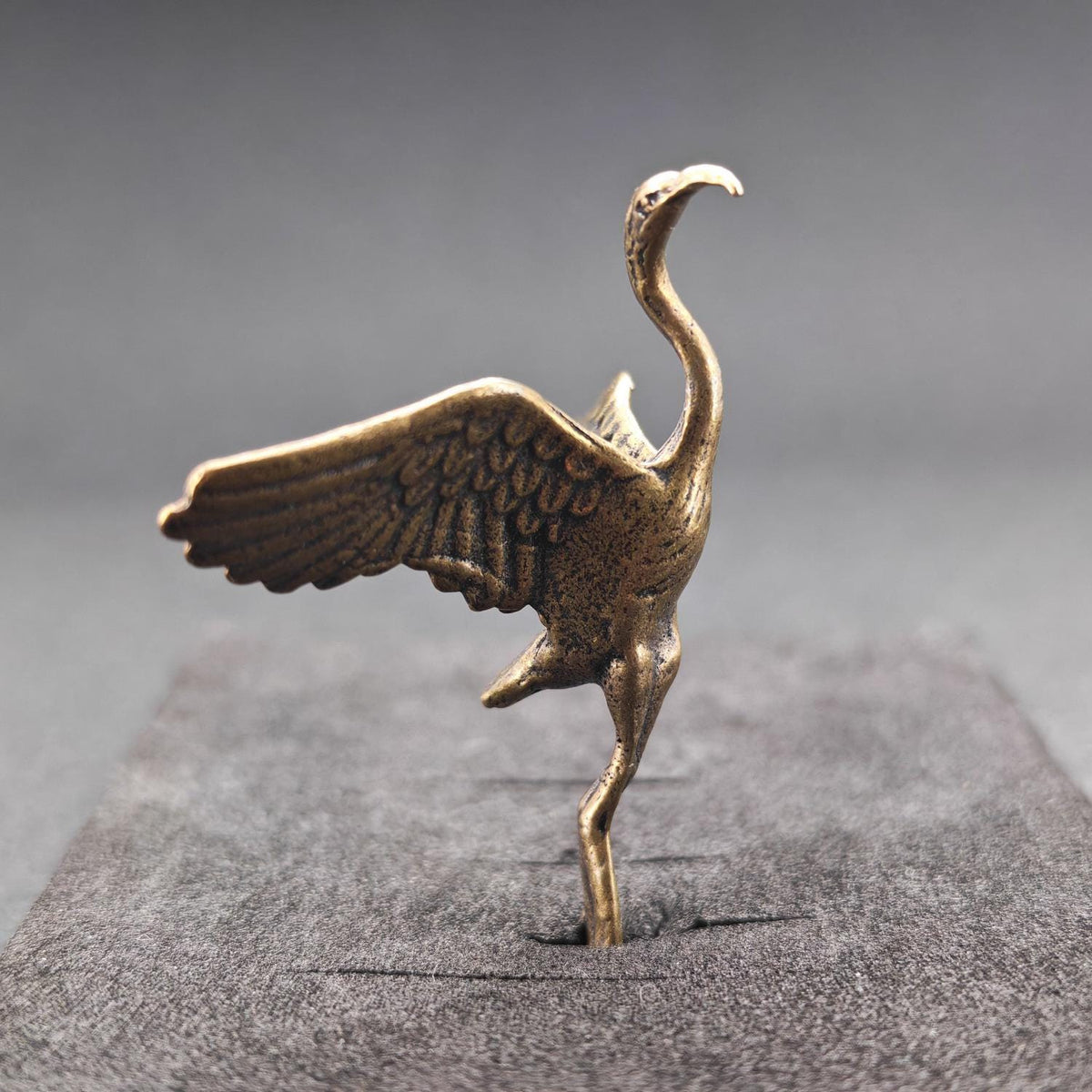 Crane in Flight Brass Figurine – Handcrafted Bird Miniature for Terrarium and Desk