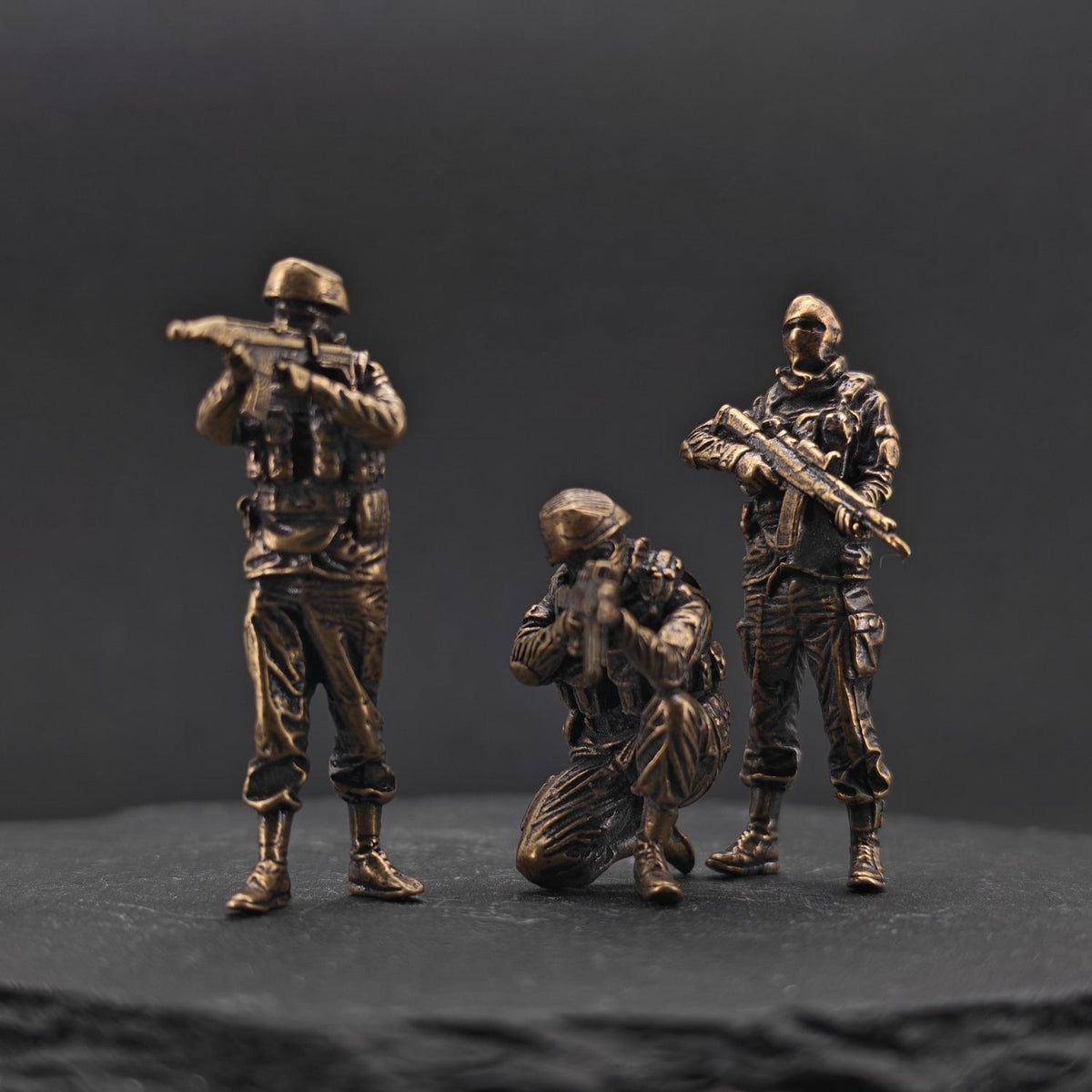 Modern Special Forces Brass Figurines – Handcrafted Mini Soldier Collectibles