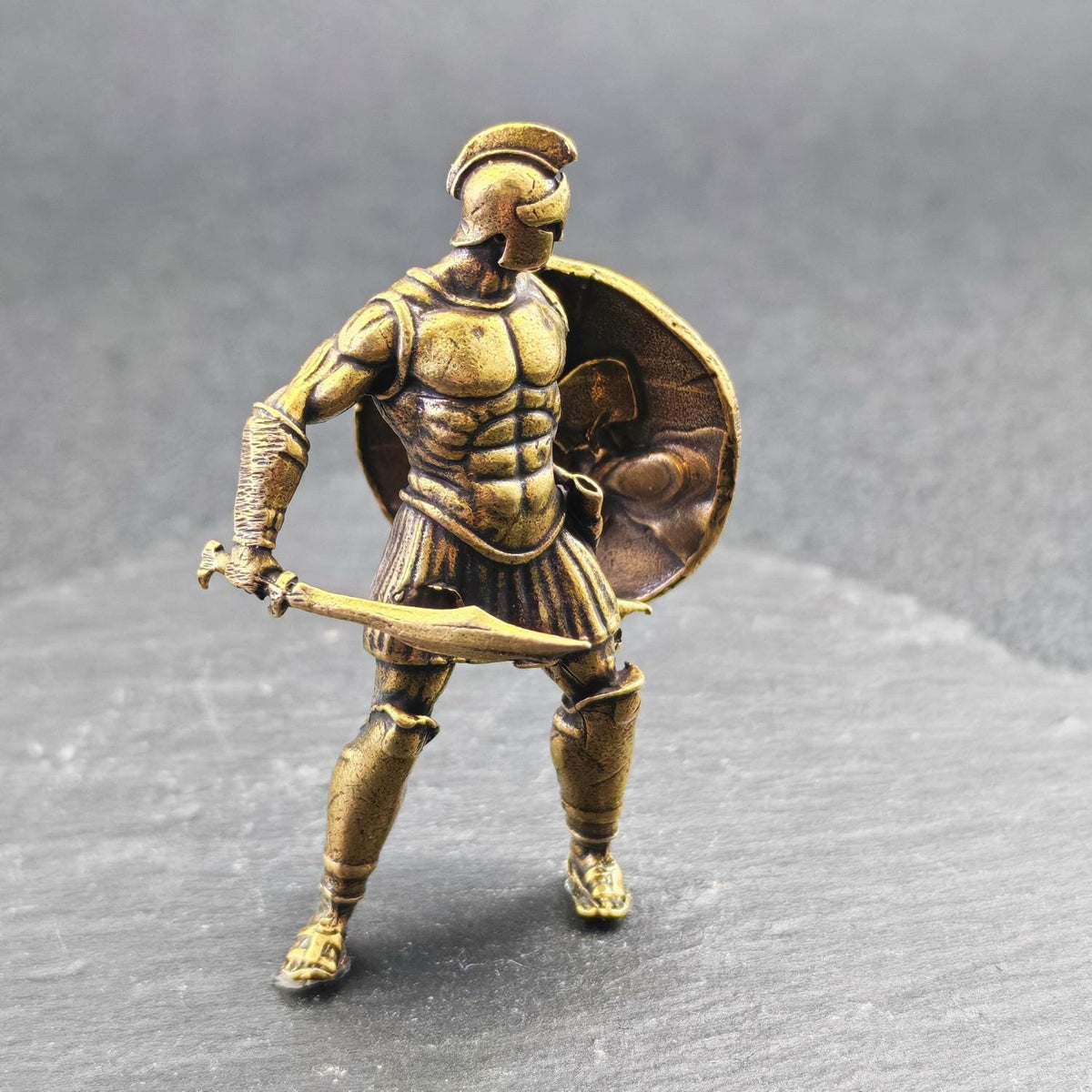 Brass Roman Gladiator Figurine – Miniature Ancient Warrior Sculpture for Desk, Shelf & Collector Display