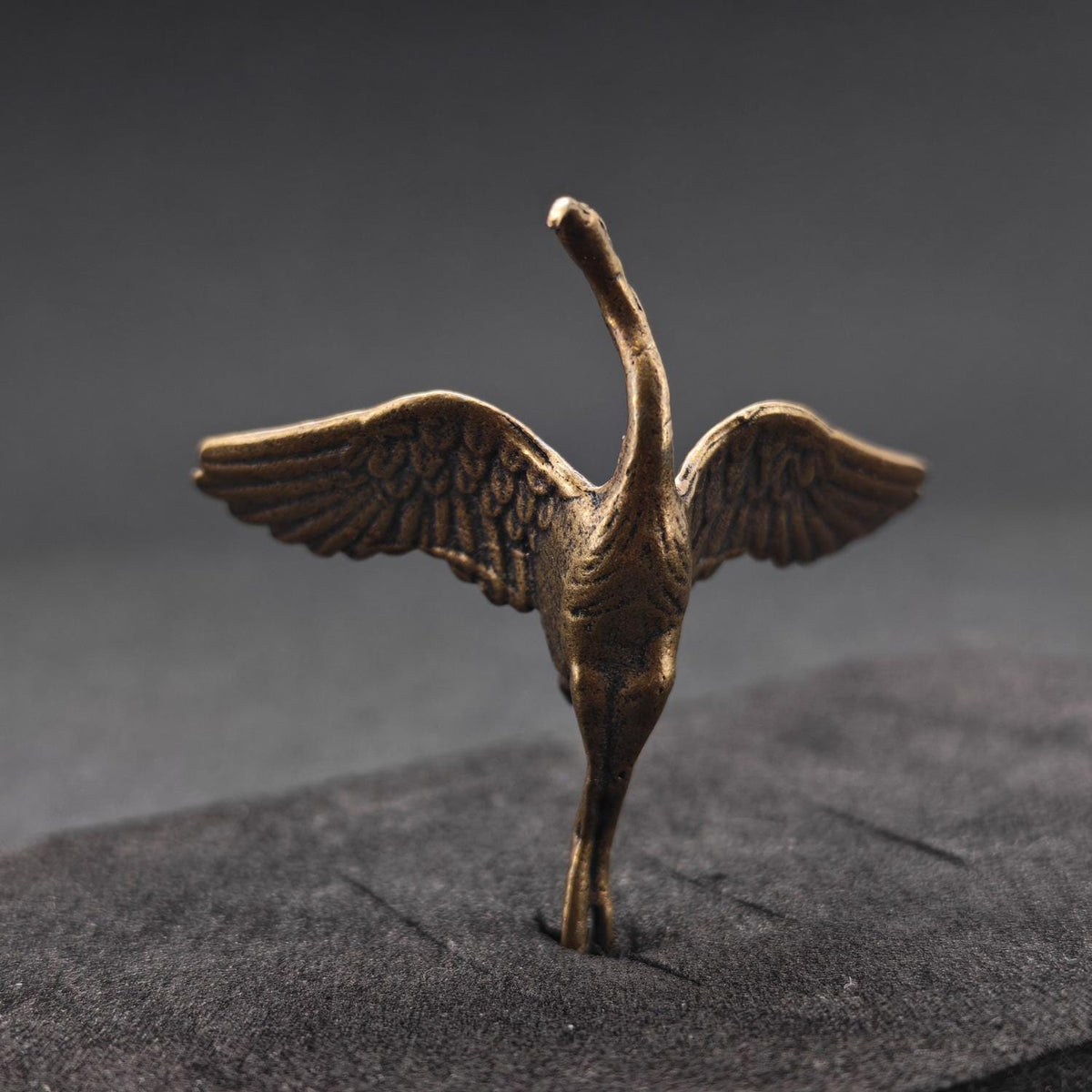 Crane in Flight Brass Figurine – Handcrafted Bird Miniature for Terrarium and Desk
