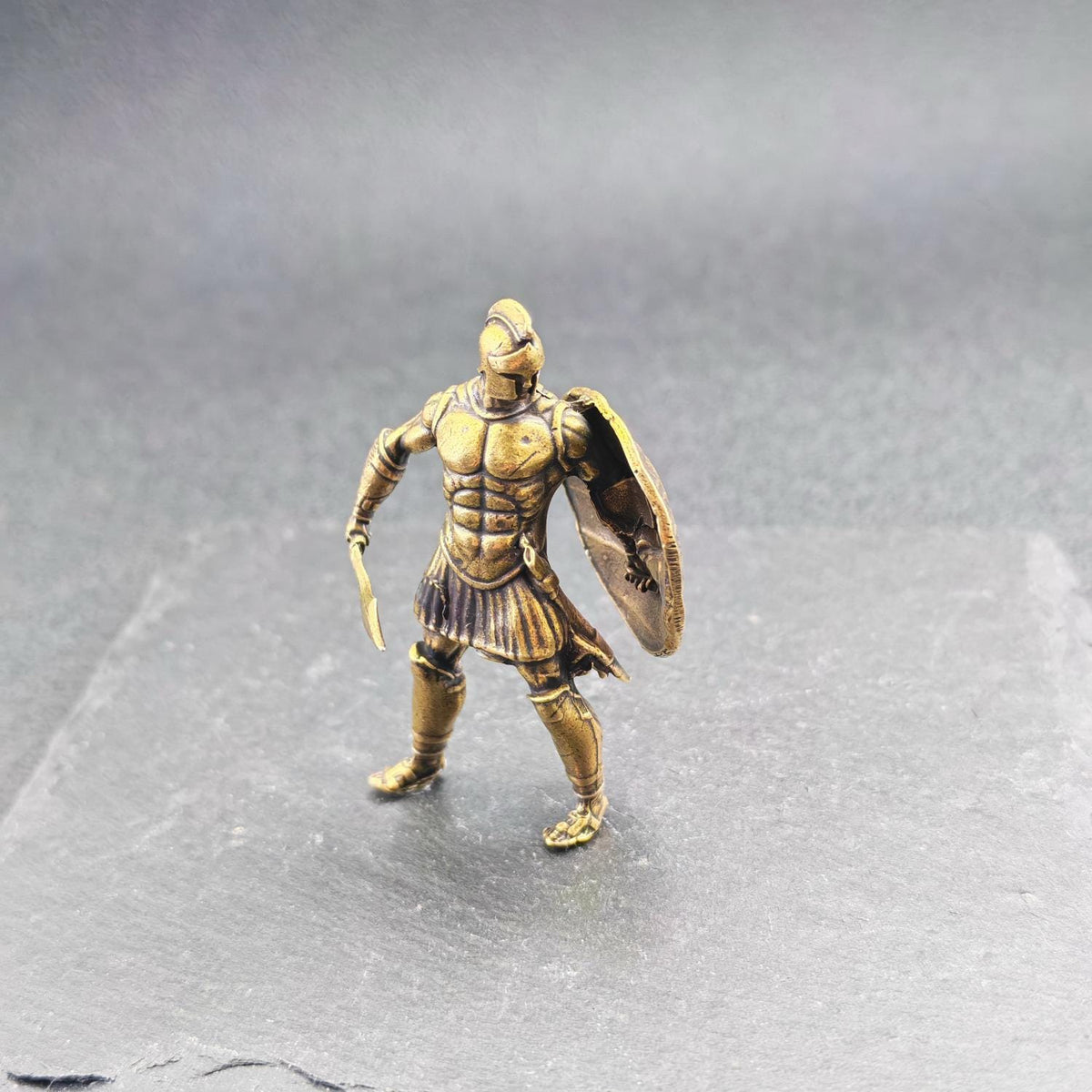 Brass Roman Gladiator Figurine – Miniature Ancient Warrior Sculpture for Desk, Shelf & Collector Display
