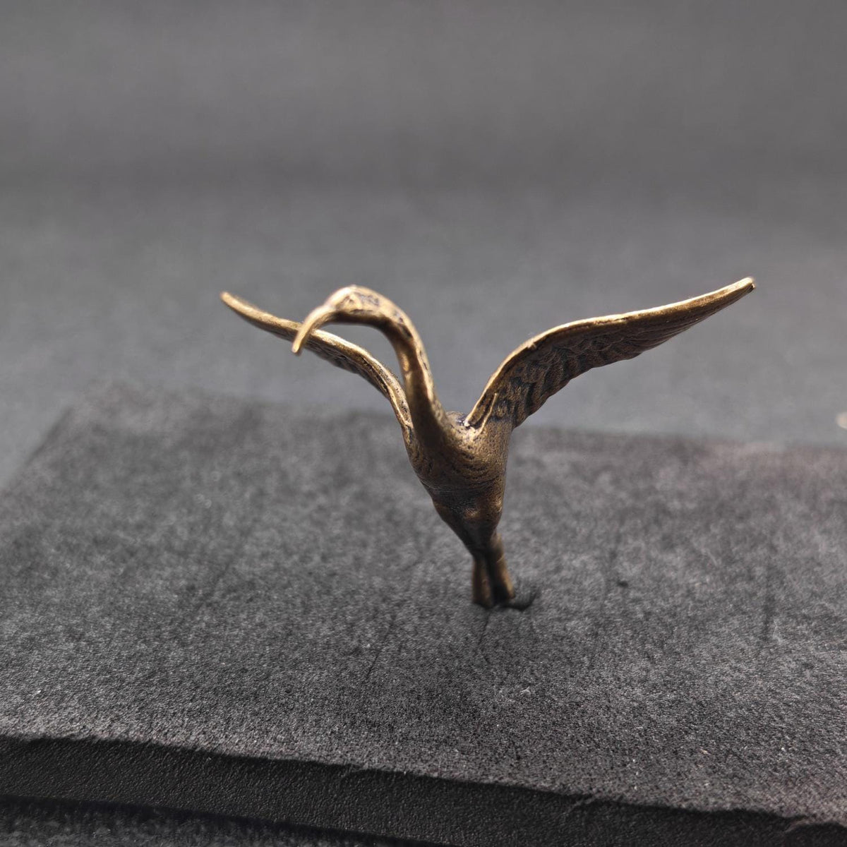 Crane in Flight Brass Figurine – Handcrafted Bird Miniature for Terrarium and Desk