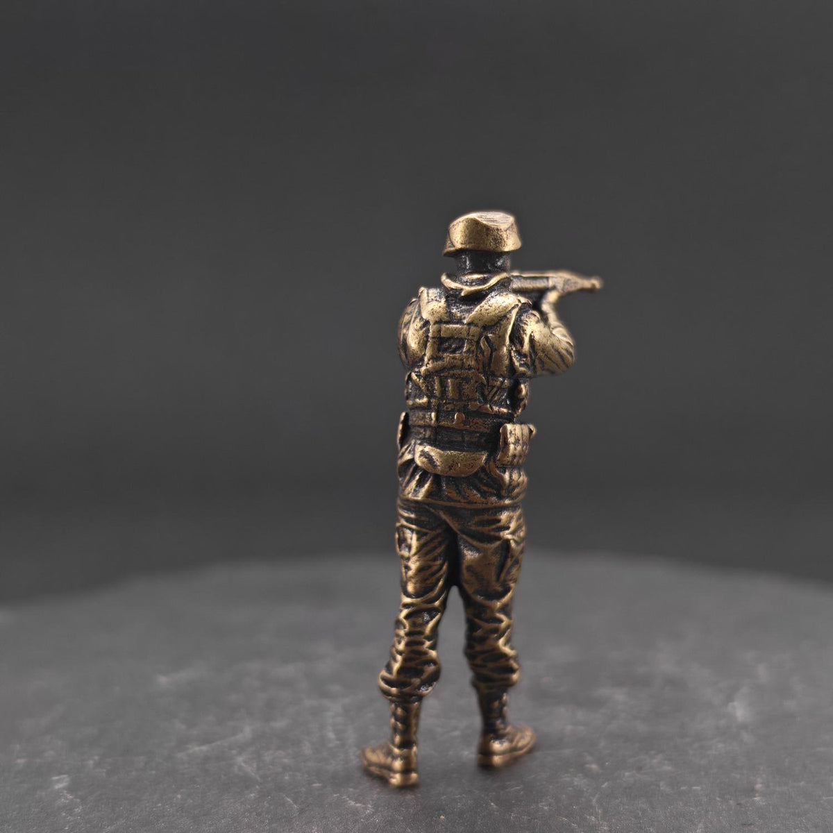 Modern Special Forces Brass Figurines – Handcrafted Mini Soldier Collectibles