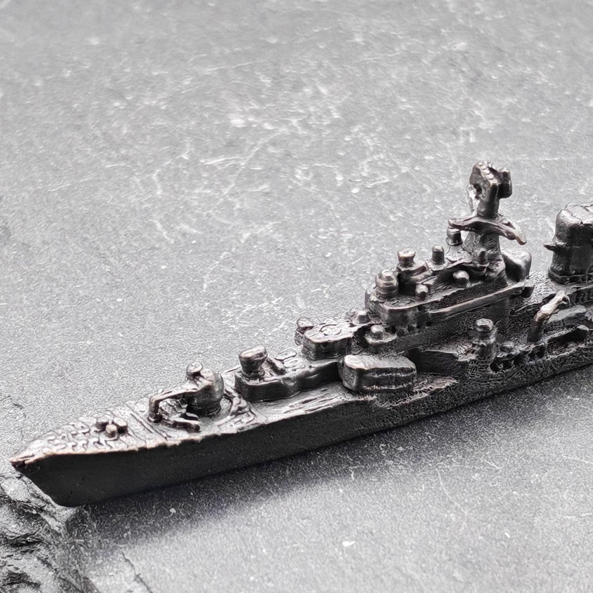 Soviet Nuclear Missile Cruiser Miniature – Cold War Naval Warship Scale Model Collectible