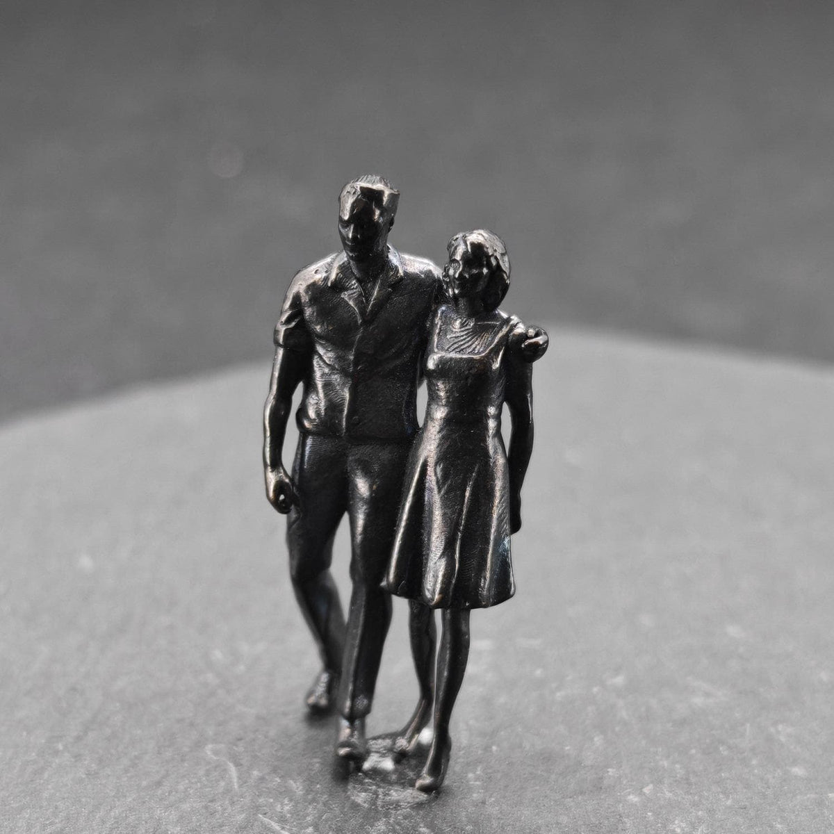 Brass Couple Figurine — Miniature Standing Pair Sculpture for Romantic Gifts and Desk Decor