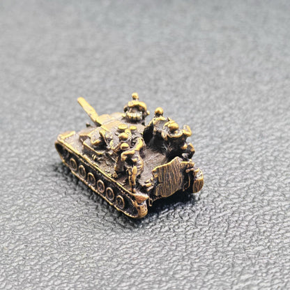 Brass WWII Tiger Tank Miniature — Diorama Scene with Soldier Figures for Military Collectors and Display
