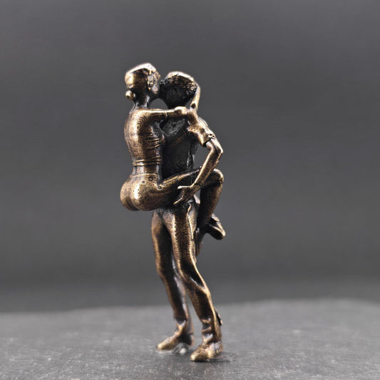 Brass Couple Embrace Figurine — Miniature Romantic Desk Collectible