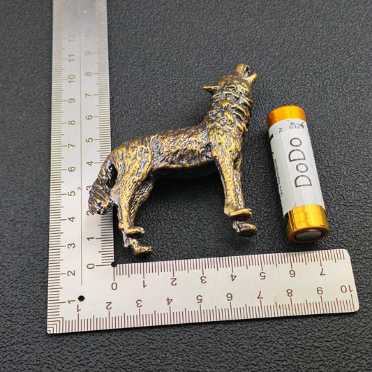 Brass Howling Wolf Figurine — Symbolic Wildlife Sculpture for Desk, Shelf and Collector Display