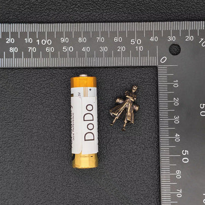 Brass Ninja Figurine – Micro Anime-Inspired Collectible for Desk & Shelf