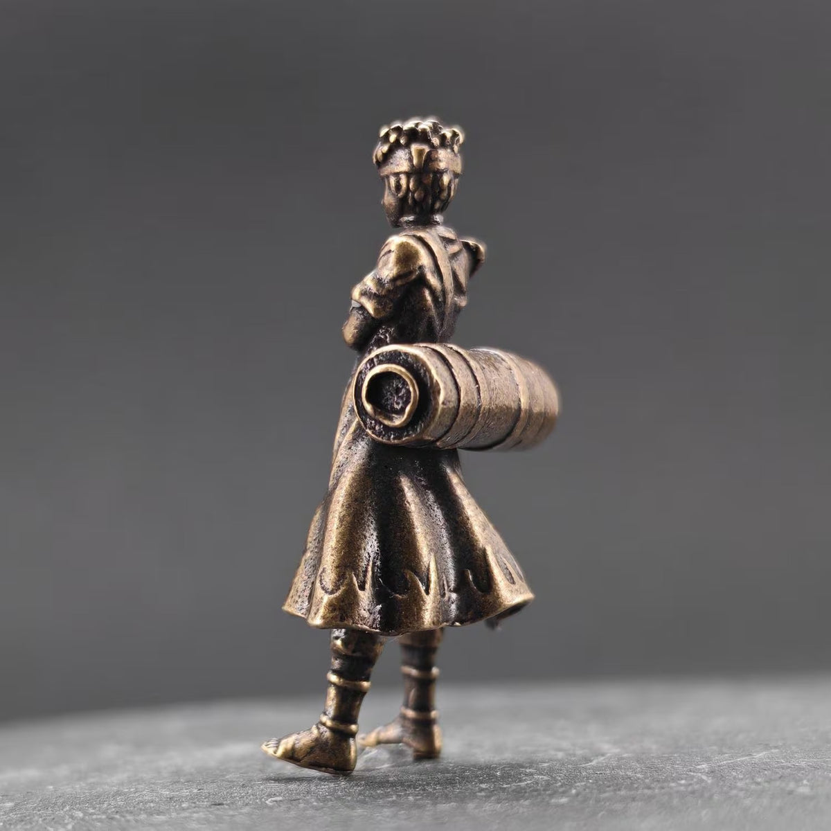 Brass Ninja Figurine – Micro Anime-Inspired Collectible for Desk & Shelf