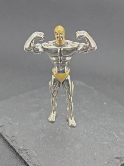 Brass Skeleton Bodybuilder Figurine — Flexing Skull Sculpture for Desk, Shelf and Gym Decor