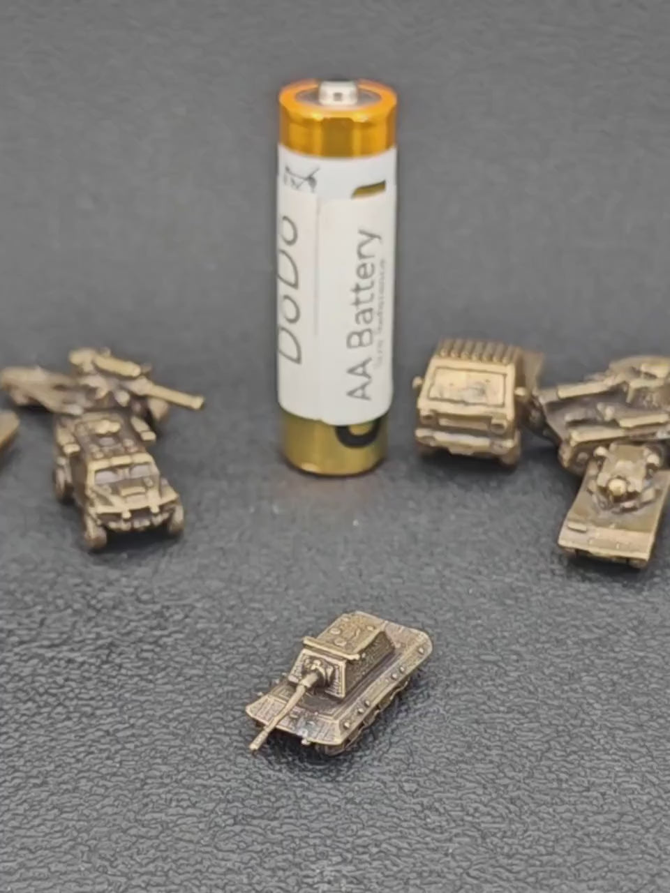Brass Maus Super Heavy Tank — WWII German Miniature for Diorama and Collectors