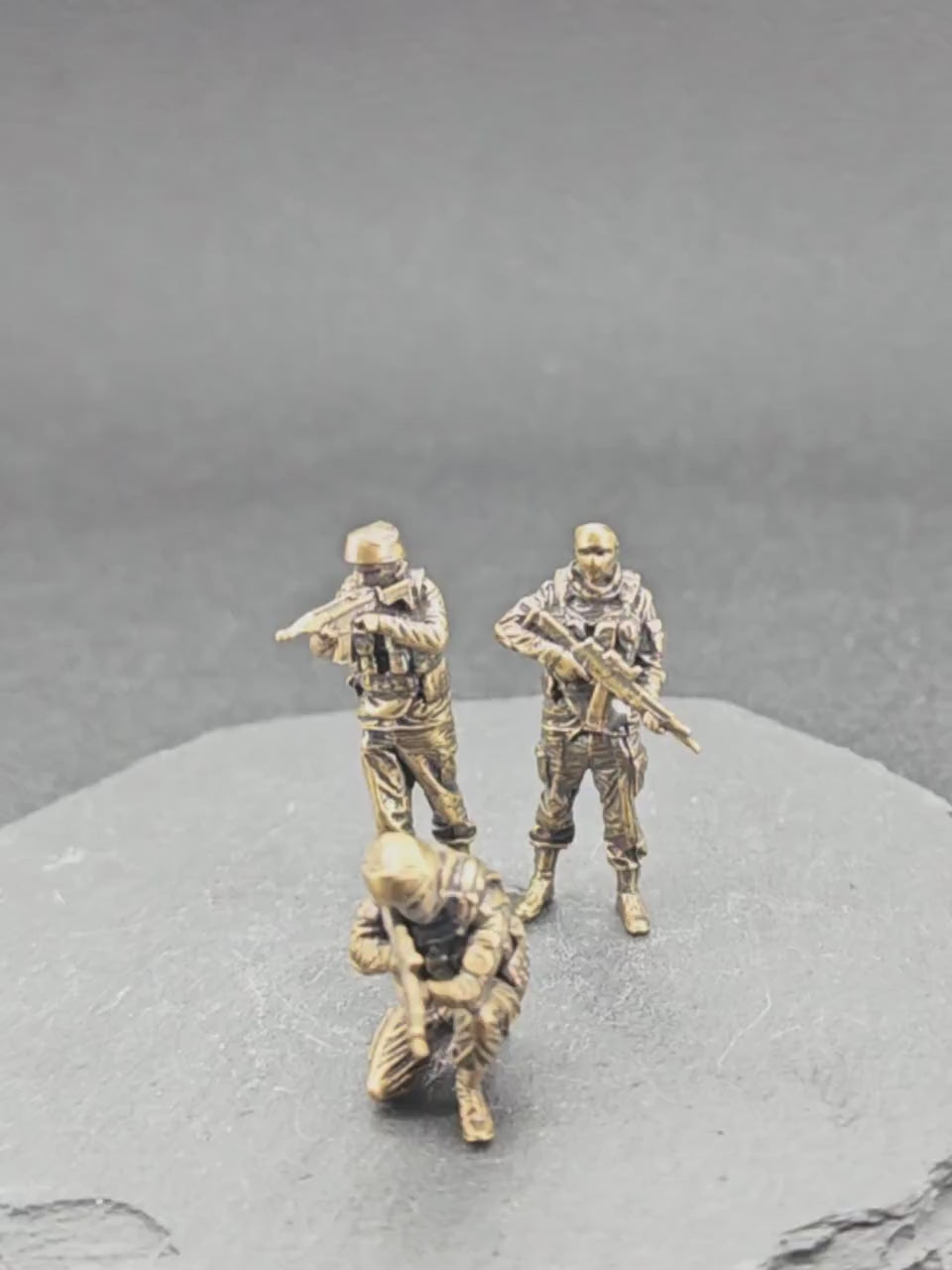Modern Special Forces Brass Figurines – Handcrafted Mini Soldier Collectibles