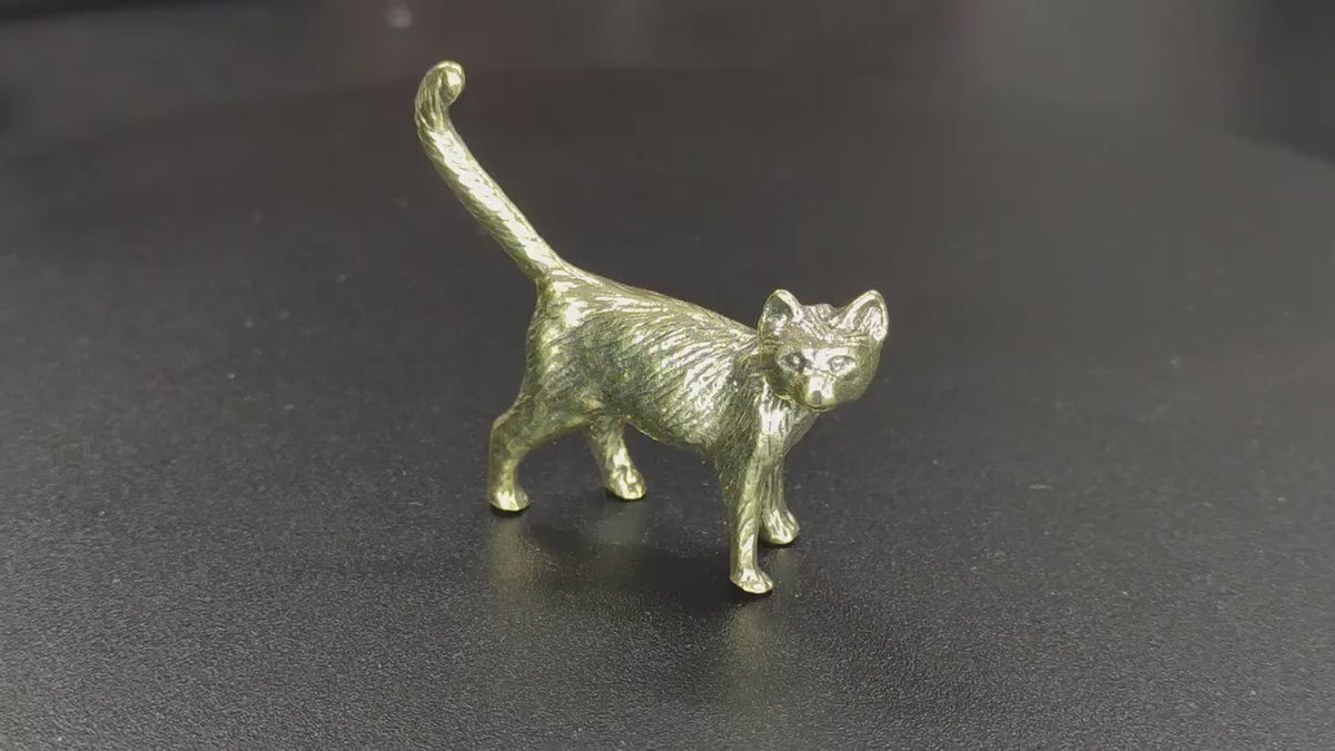 Brass Cat Figurine – Handcrafted Walking Pose Desk Collectible