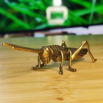 Solid Brass Grasshopper Figurine, Realistic Retro-Style Insect Collectible