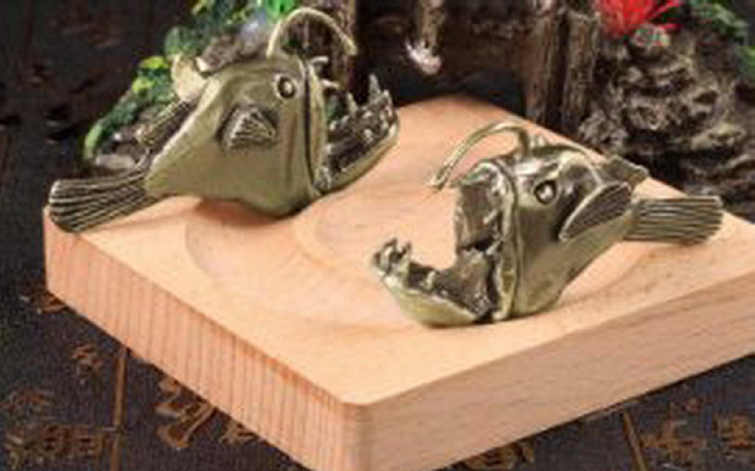 Brass Anglerfish Lanternfish Figurine – Deep Sea Horror Sculpture for Nautical Decor or Fantasy Collectors - Image 2