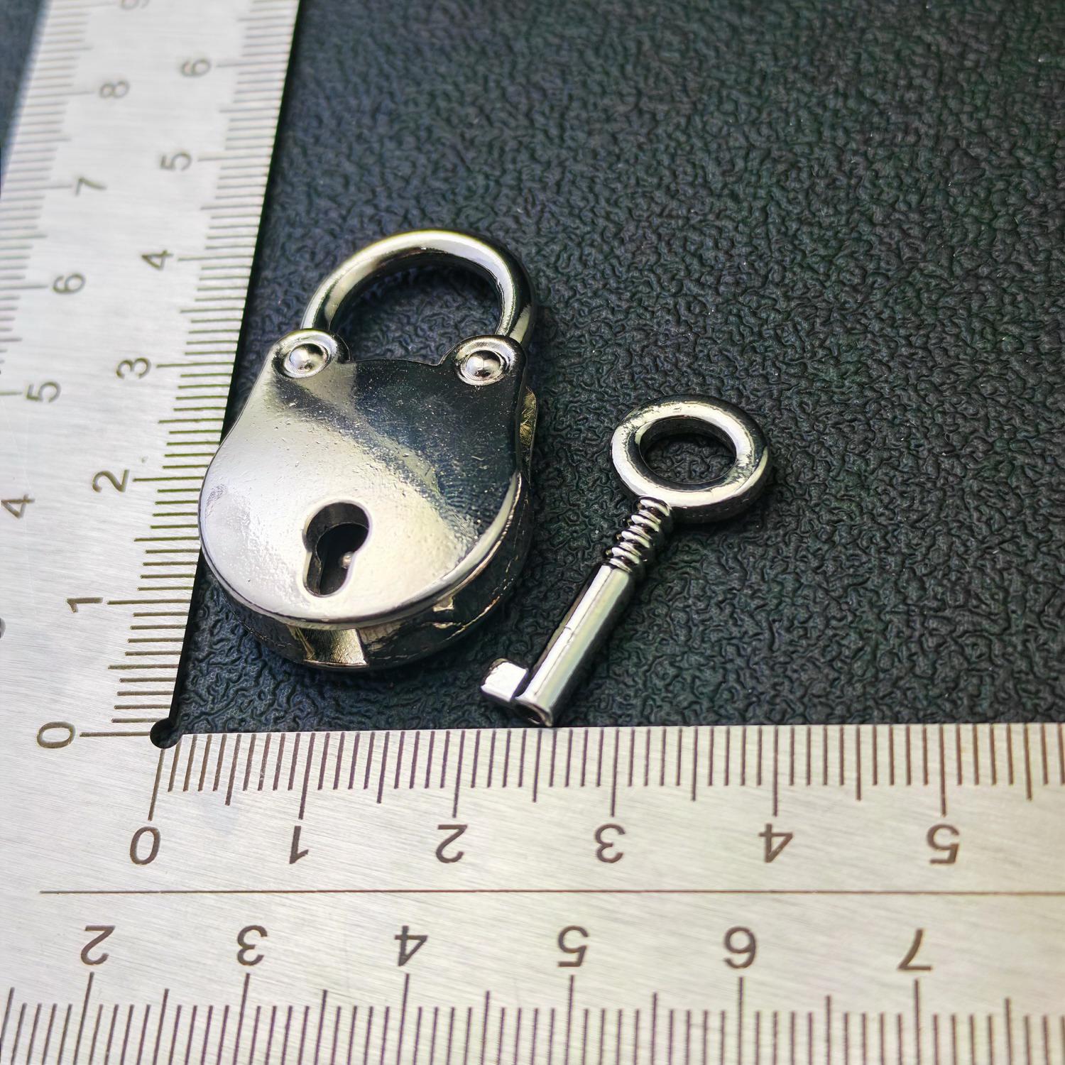 Vintage Padlock with Key for DIY Supply, Brass Finish Lock for Bag or Box - Image 2