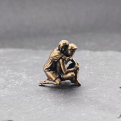 Back Hug Brass Figurine – Handcrafted Romantic Couple Miniature Sculpture - Image 7