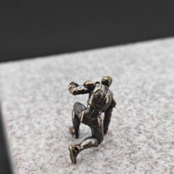 Brass Kneeling Armoured Hero Figurine — Red & Gold Exosuit Desk Collectible - Image 8